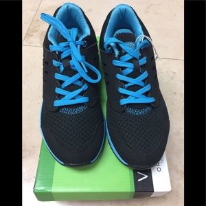 Women sneakers Vionic 6.5
